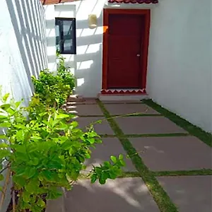 Caribbean Turquoise With Access To The Apartamento Cancún